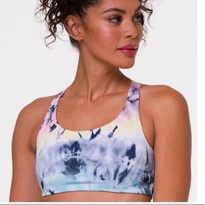 Onzie Chic Bra NWT Dazed SM